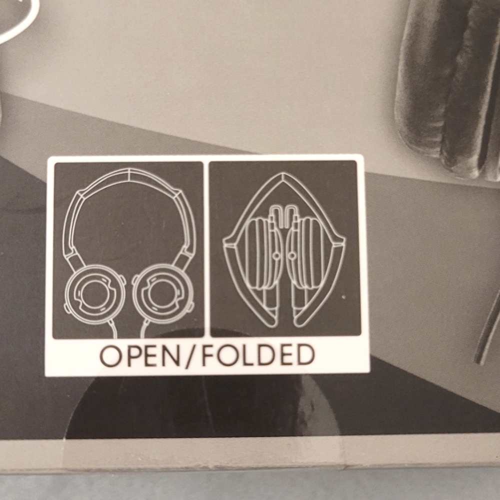 🔴BUNDLE 4/$20🔴🎧Folding Stereo Headphones - Picture 8 of 14